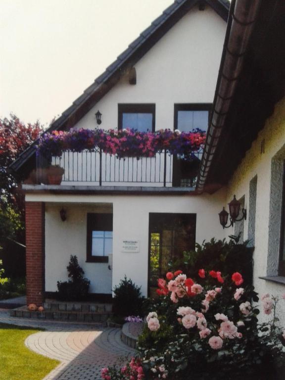 Haus Kollwitzweg - Ferienwohnungen Гослар Стая снимка